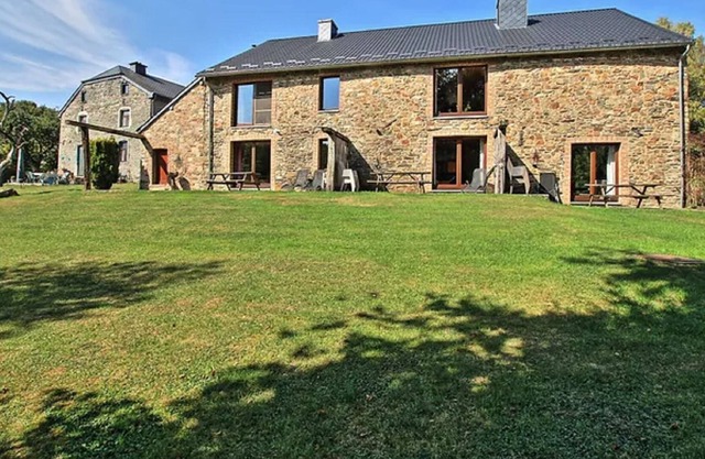 Rustic holiday home in Sainte-Ode with garden