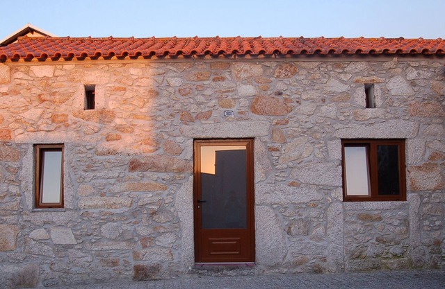 Rustic house by the sea (11717 / AL)