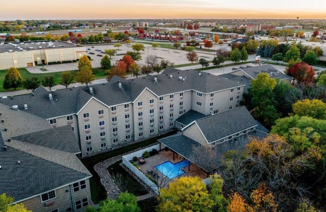 Rustic-inspired Suites - Free Hot Breakfast w/ Easy Access to I-35 | 4 Units