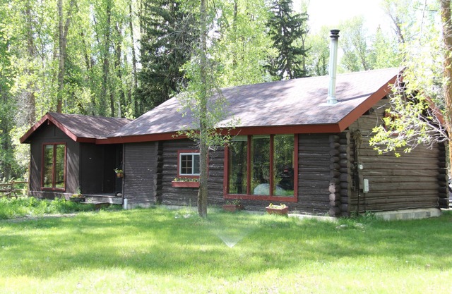 Rustikales Blockhaus auf 1/2 Morgen im Wald