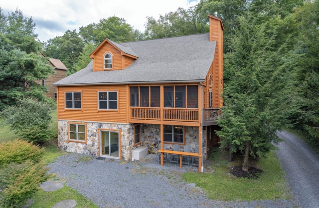 Windysun West- Lake Area Home mit Feuerstelle und Whirlpool