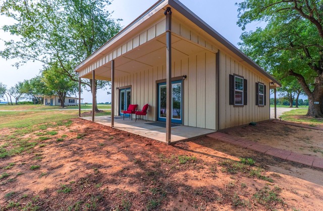 Rustic luxury at Captain Allred's Cabin