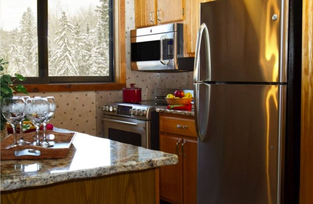 Rustic Luxury in the Northwoods l