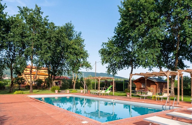 Villa in Pian di Scò mit Garten