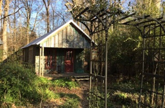 Rustikaler / moderner Künstler CABIN in the WOODS