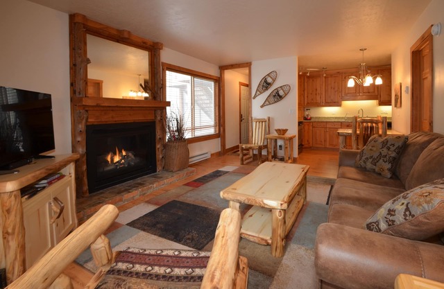 Rustic Moose Ski Condo in The Canyons of Park City!