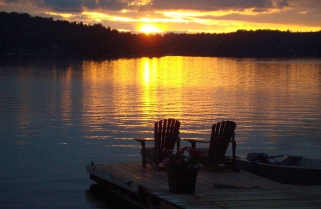 Rustikal, romantisch, gemütlich, gemütlich, Adirondack Cabin! BESTE Sonnenuntergänge!