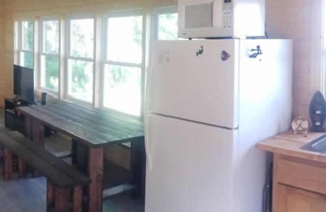 2 Schlafzimmer 1 Bad Kabine mit Bunkhouse @ Camper auf Fleming Lake