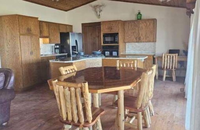 Rustic Vibes