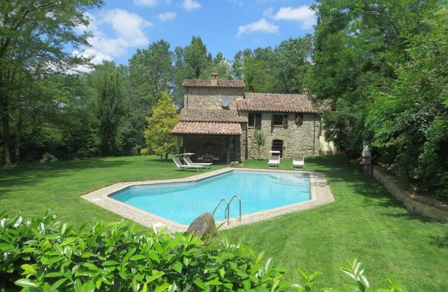 Antico Mulino - Rustikale Villa mit Pool und 2 separaten Häusern,direkt am Tiber