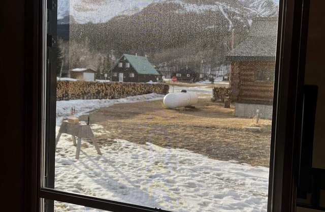 RV Escape in the Rocky Mountains