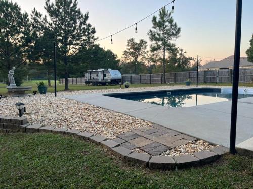 RV with Pool & Countryside Views