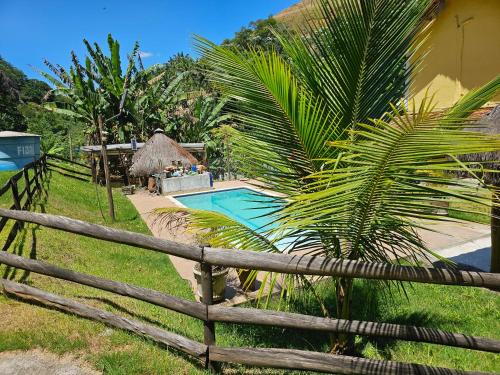 Sítio com 6 quartos camas de casal,1 quarto com cama de solteiro