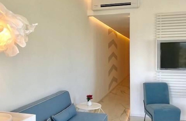 S'O SUITES TROPEA Suite B