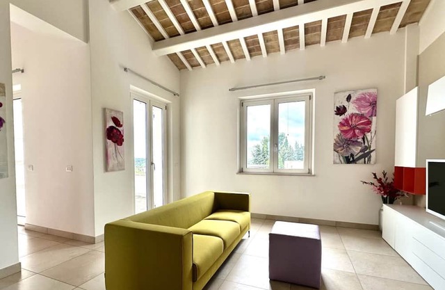 S023 - Sirolo, magnificent design three-room apartment with terrace