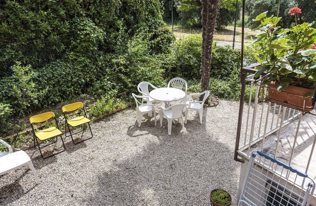 S266 - Sirolo, four-room apartment with garden and parking