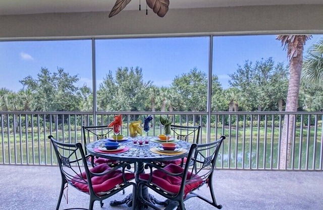 Fort Myers, Florida, USA 33908. Wohnanlage mit Pool / Whirlpool. In der Nähe von Stränden