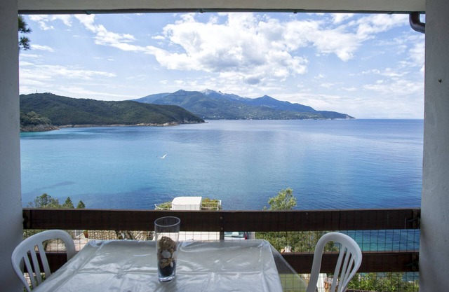 Sabrina 4 with amazing sea view only few steps away from Forno beach