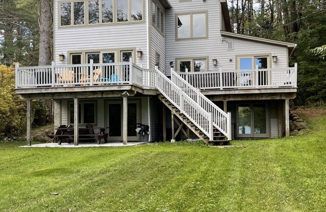 Sacandaga LakeFront Retreat