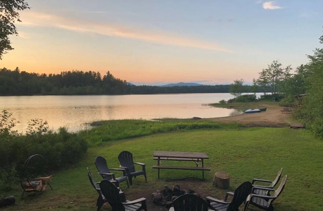 Sacandaga Lakehouse with 300’ direct lakefront!