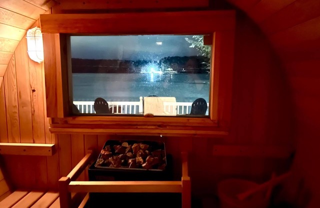 Sackett Lake House - waterfront