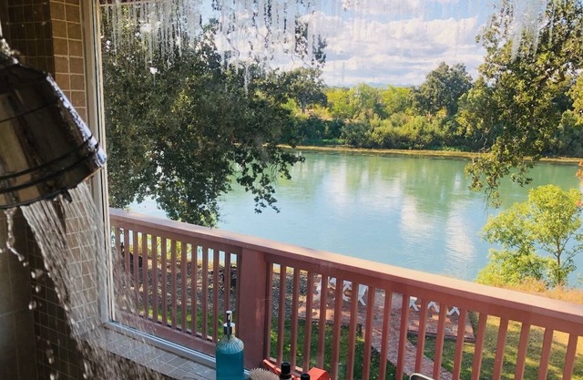 Sacramento River Home! Awesome star-watching! Isolated!