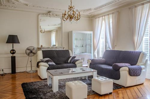 SACRE COEUR Grand Duplex 130 m2 - 4 chambres + double living