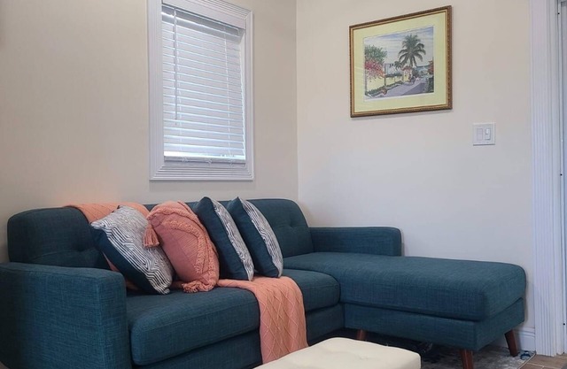 Safe Haven Cottage near Albany!