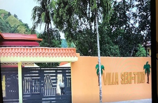 VILLA SENI-TINO, TOURIST, WÄSCHEREI, GARTEN, FLUSS, TERRASSE, TV
