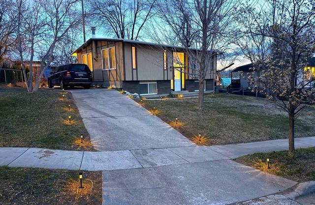 Sagar BnB - Comfy 5-bed 3-bath house ~30mins from Ski/ Hiking areas, Sandy, UT.