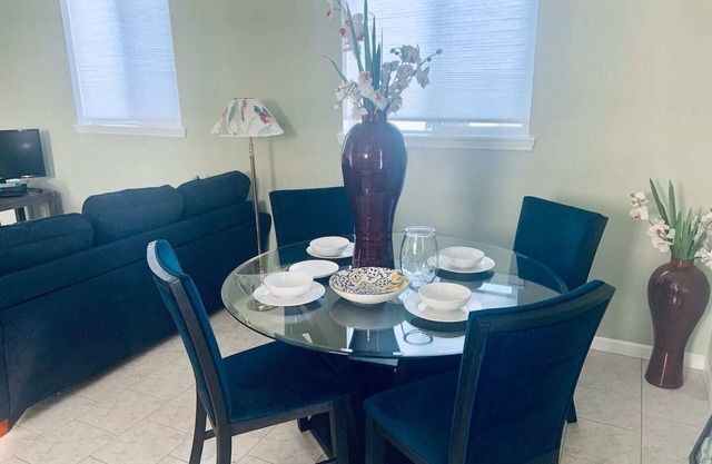 Saint Clair River Two Bedroom apt private entrance New Construction