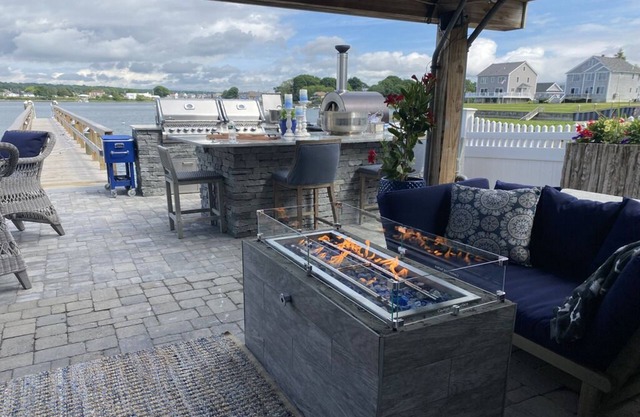 Waterfront Home With A Boat Dock, & private chef Available