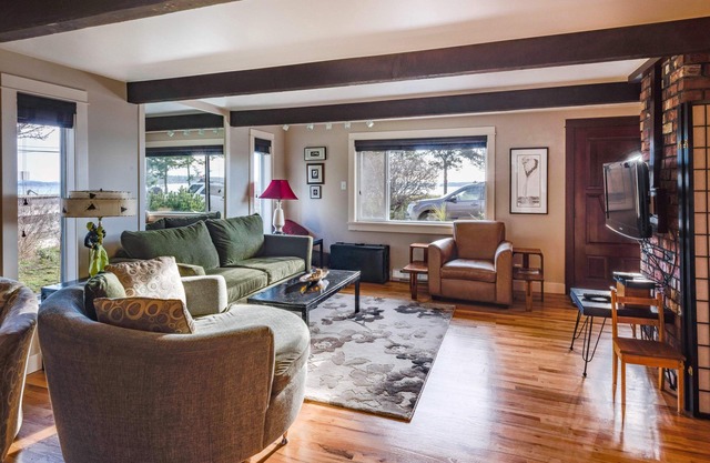 Salish Sea Beach House ist die Heimat der Solaris Suite Oceanfront Unterkunft!