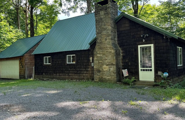 Salmon River Cabin