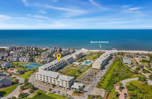 Salt Cured, 2BR, steps to beach!