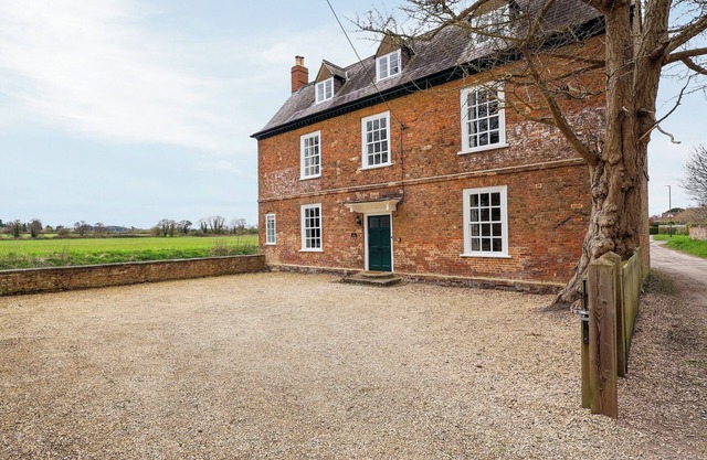 Salt House - UK43012