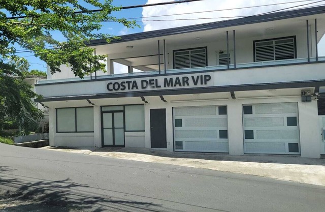 Salt Water Private Pool House W/ Ocean View, WiFi, Air Cond, Generator, Solar E.