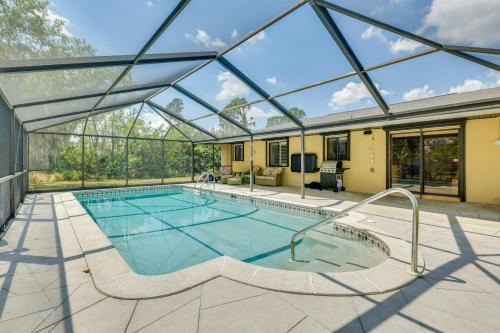 Saltwater Pool and Lanai Lehigh Acres Escape!