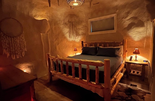 Salty King Salt Lodge
