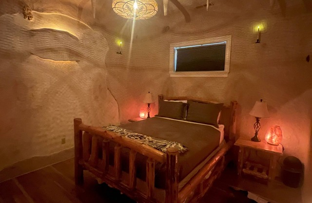 Salty Queen Salt Lodge