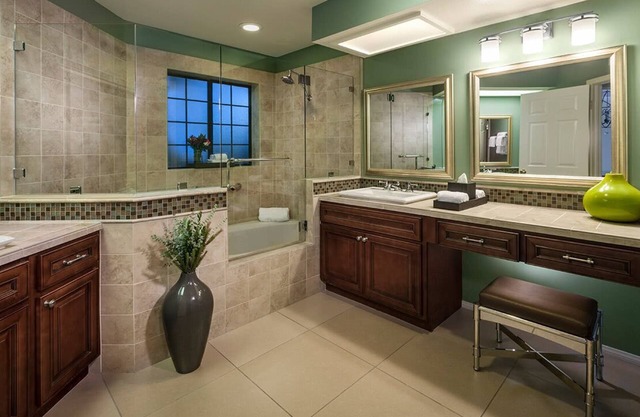 SAN DIEGO 2 BEDROOM 2 BATHROOM VILLA