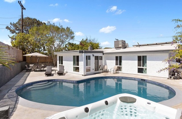 San Diego Home close to all w/Pool and Hot tub!