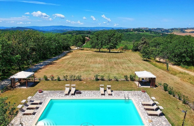 San Donato 2 - Ferienwohnung mit Pool