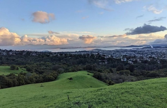 San Francisco 20 miles away and Napa Valley a 30-mile drive.