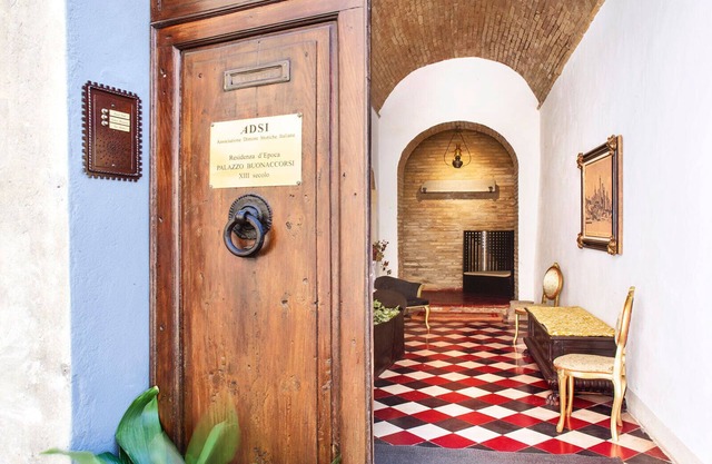 Historische Palace Buonaccorsi San Gimignano