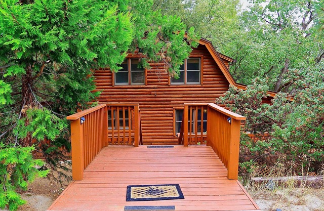 San Jacinto Lodge: Whirlpool, zu Fuß in die Stadt, Ansichten, neue Liste