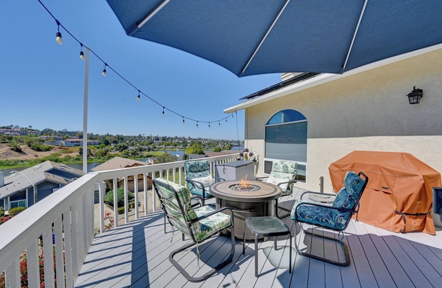 San Marcos Getaway w/ Deck & Lake Views!