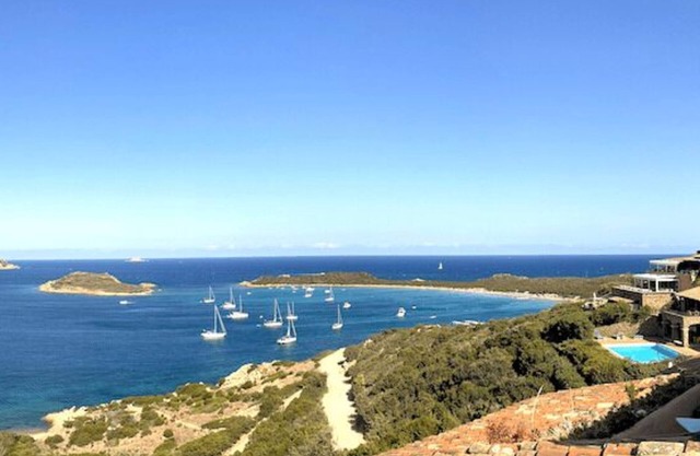 SAN TEODORO PUNTA EST FANTASTICO TRILOCALE VISTA MARE