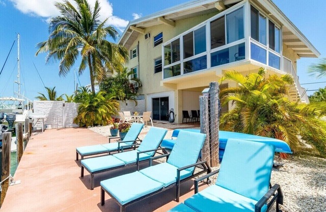 Sanctuary Bay~ Open Harbor Views, near Sombrero