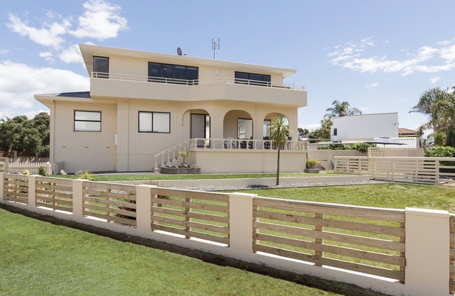 Sandburgen - Mount Maunganui Ferienhaus